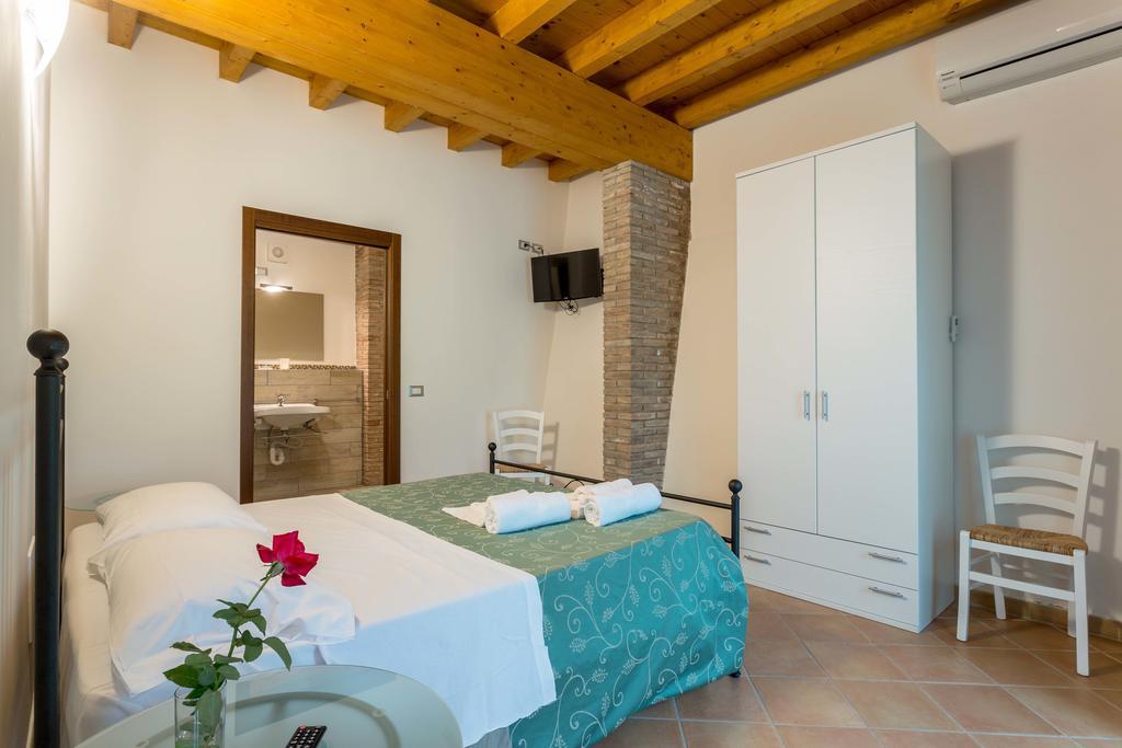 וליג'יו סול מיניציו Agriturismo Al Tralcio חדר תמונה