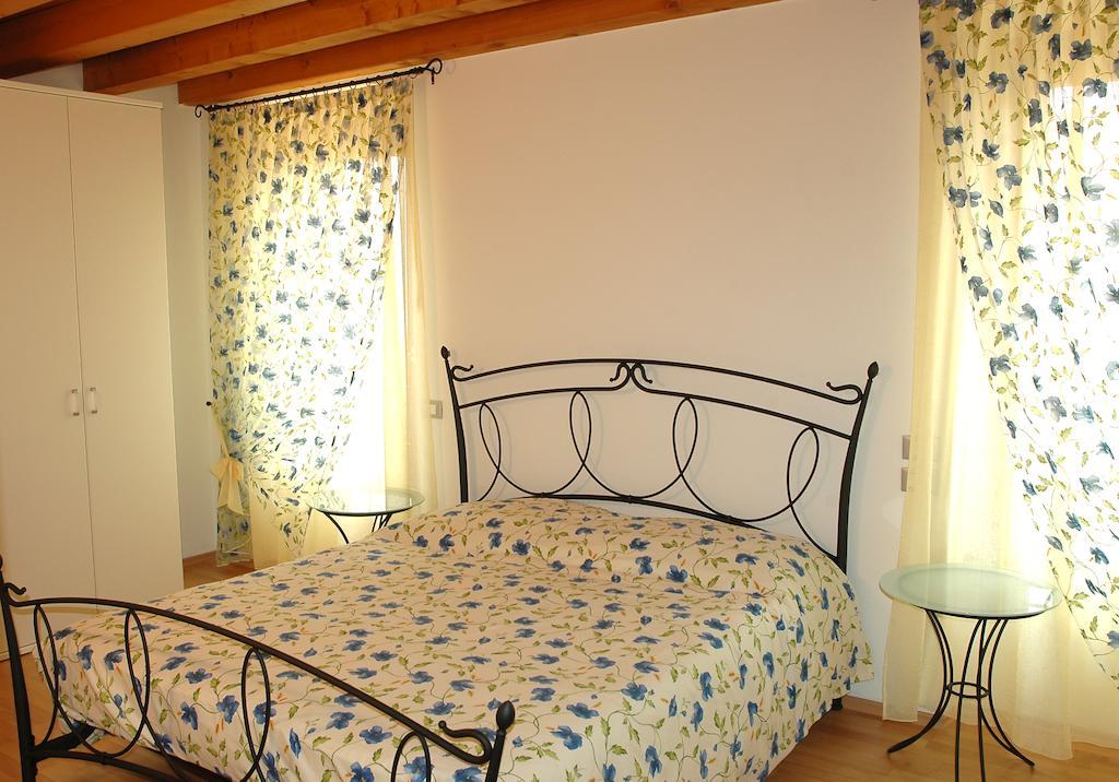 וליג'יו סול מיניציו Agriturismo Al Tralcio חדר תמונה